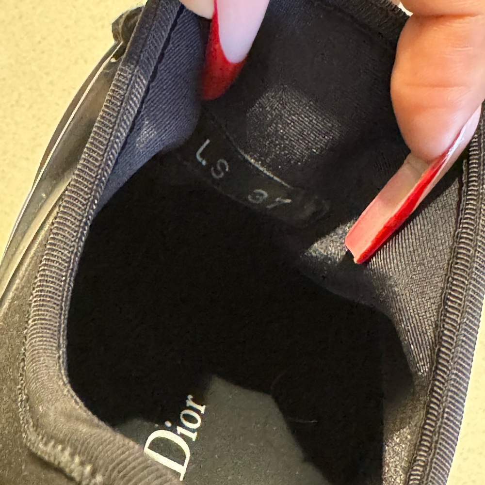 Dior Black High-Top Sneakers with Rugged Sole - Picture 5 of 5